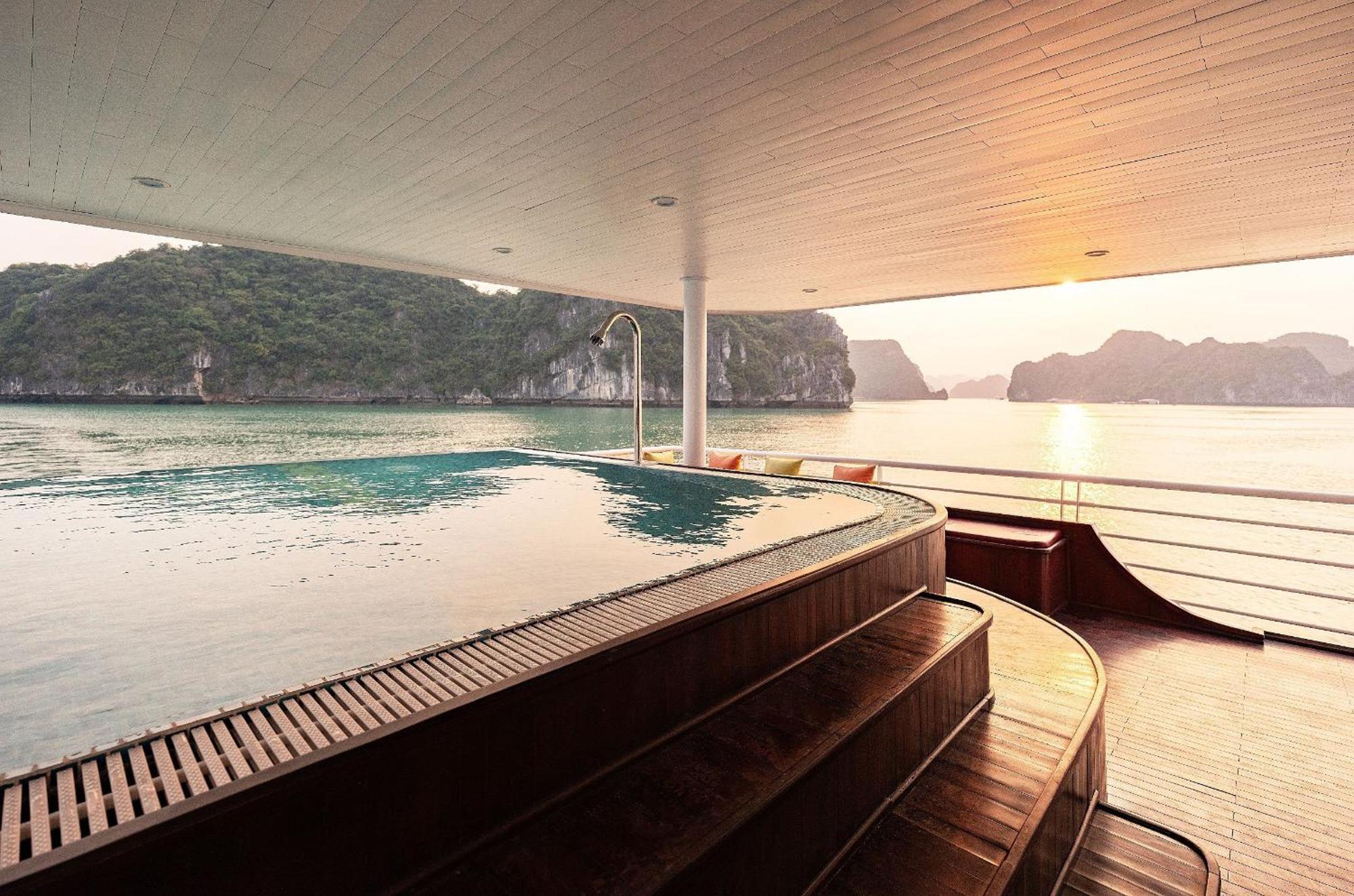 Quynh Yen Hotel Ha Long Exterior foto